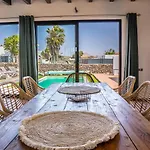 In Fuerteventura With Private Pool Ferienhaus La Oliva